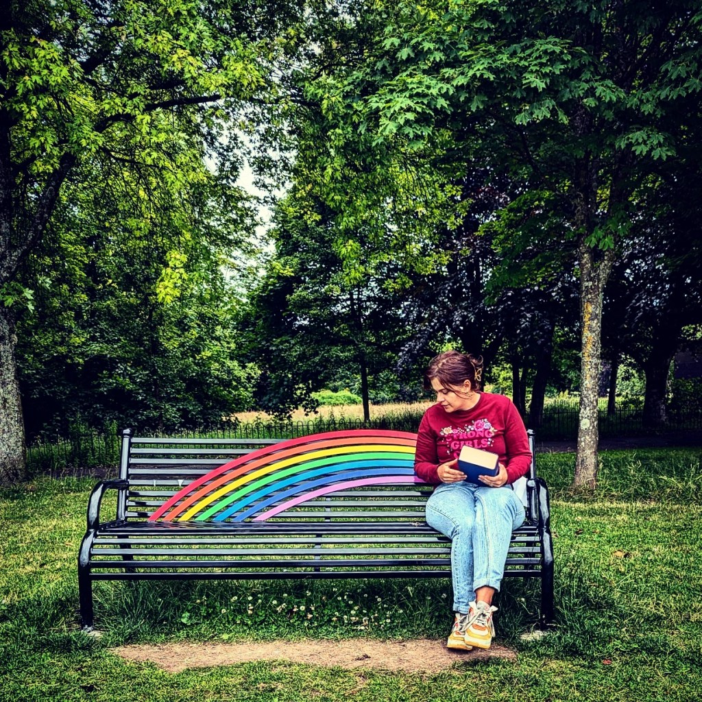 Unplug and unwind: Reading in nature